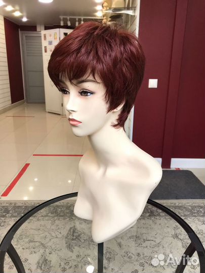 Парик из искусственных волос