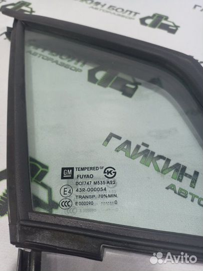 Стекло двери переднее правое Chevrolet Spark 3