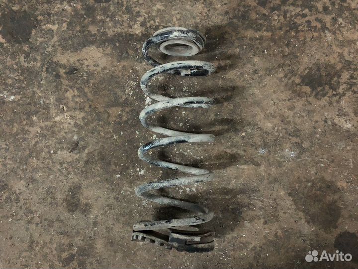 Hyundai Getz пружина задняя