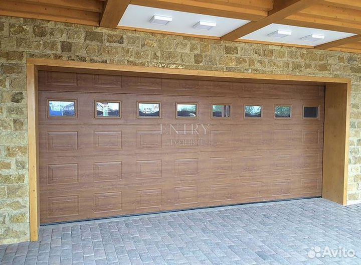 Ворота гаражные секционные