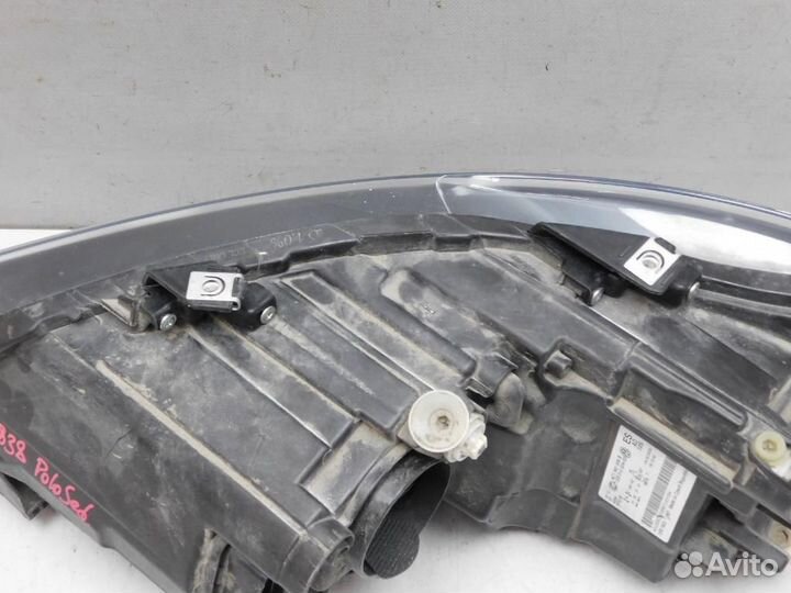 Фара правая Volkswagen Polo