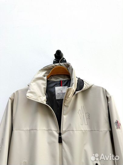 Ветровка moncler