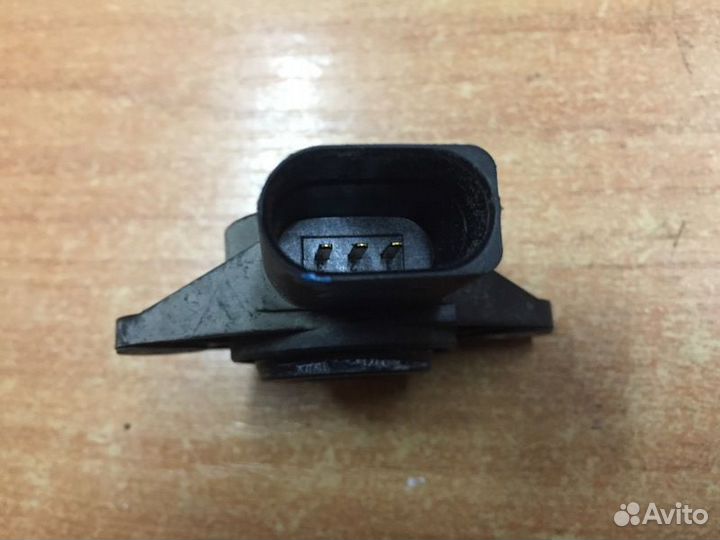 Датчик положения дроссельной заслонки Audi Q5 I (2