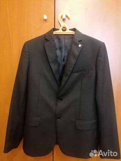 Костюм школьный на 156-162 см