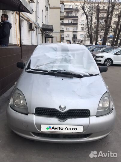 Toyota Yaris 1.3 МТ, 2002, битый, 360 000 км