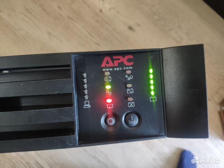 Источник бесперебойного питания APC SUM1500rmxli2U