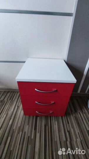 Тумба выкатная