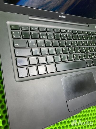 Ноутбук Apple MacBook