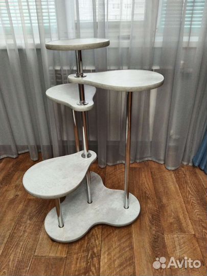 Подставка под цветы