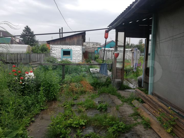 Дом 52,9 м² на участке 8 сот.