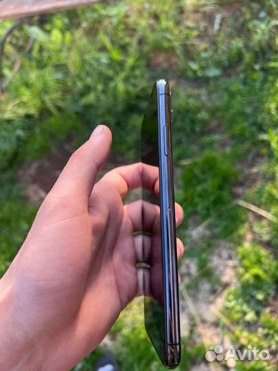 Телефон iPhone xs max