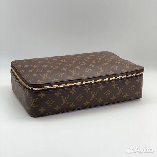 Косметичка Louis Vuitton