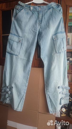 Джинсы для девушки Collin's