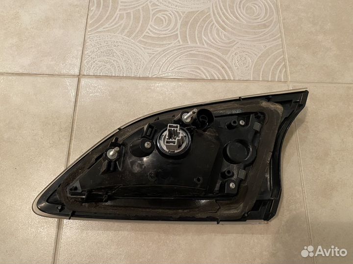 Фонарь багажника левый противотуманный Mazda 3 BL