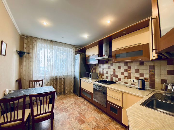 2-к. квартира, 61,8 м², 2/10 эт.