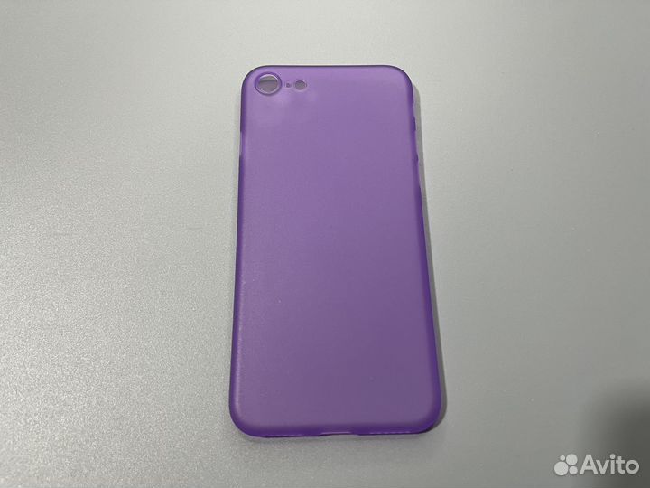 Чехол на iPhone 7