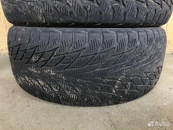 Nokian Tyres Hakkapeliitta R2 235/55 R17 103R