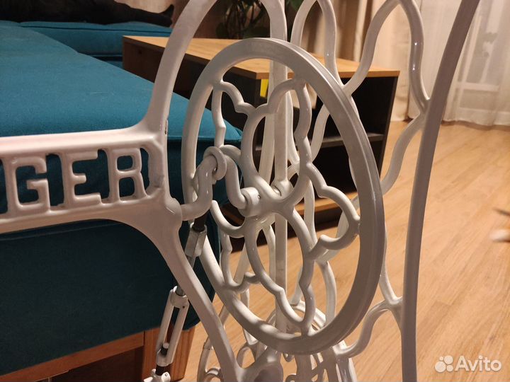 Станина от швейной машинки зингер