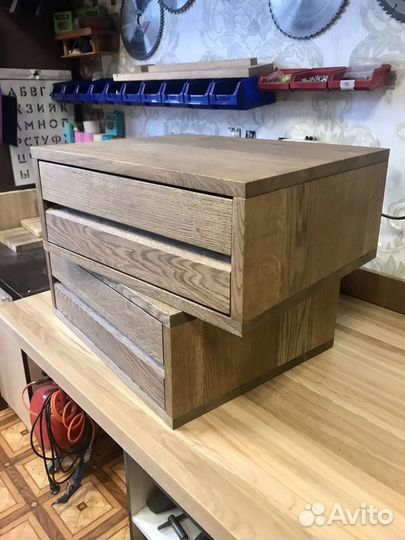 Тумбочка прикроватная