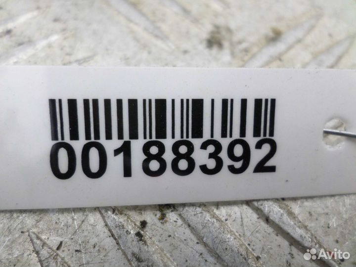 Антенна Jeep Grand Cherokee 4 (WK2) P05064861AC