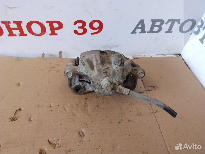 Суппорт тормозной передний правый Hyundai Matrix