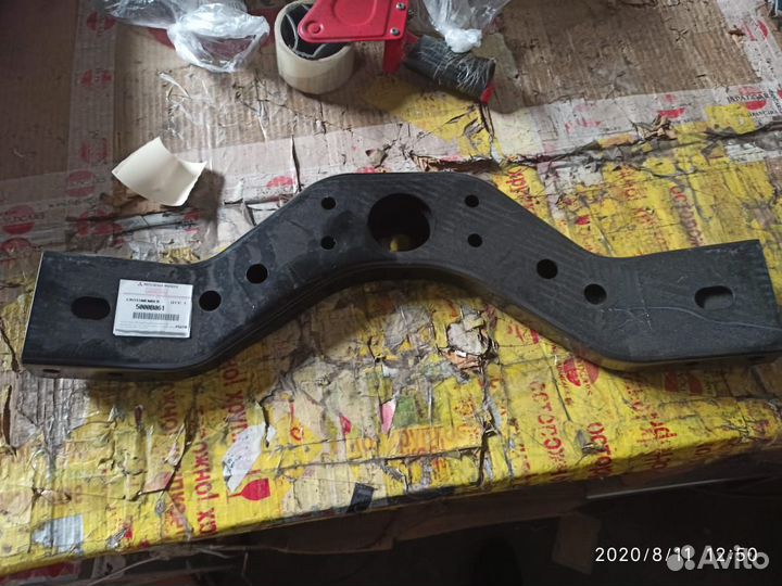 Подрамник Mitsubishi Pajero Sport L200 5000B061