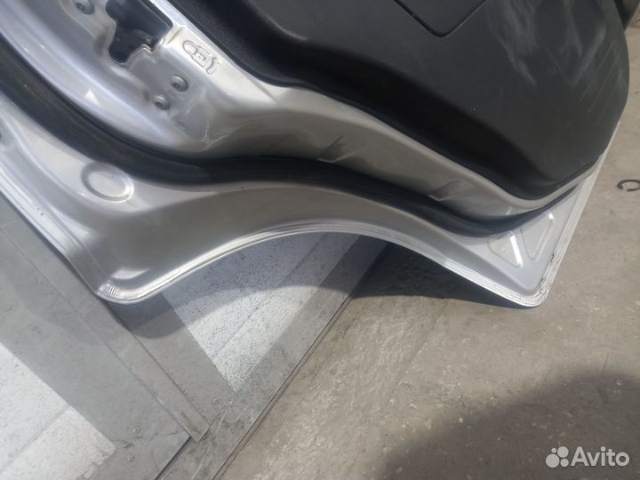 Дверь задняя левая Ford Fusion 2002-2012