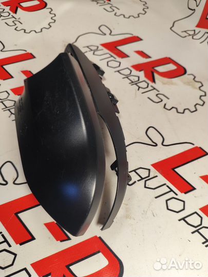 Оригинальная накладка левого зеркала rav4 ca40