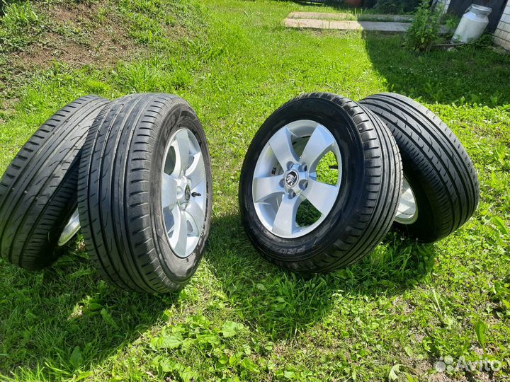 Летние шины на литых дисках