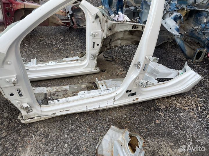 Порог со стойкой Volkswagen Golf 6