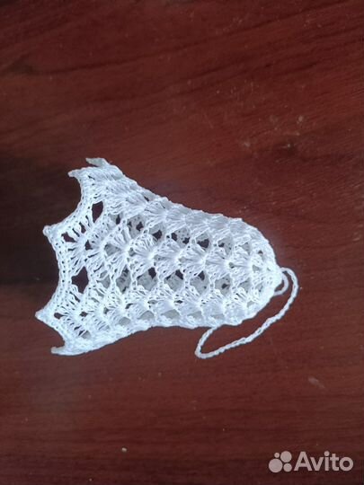 Комплект из 4 белых колокольчиков