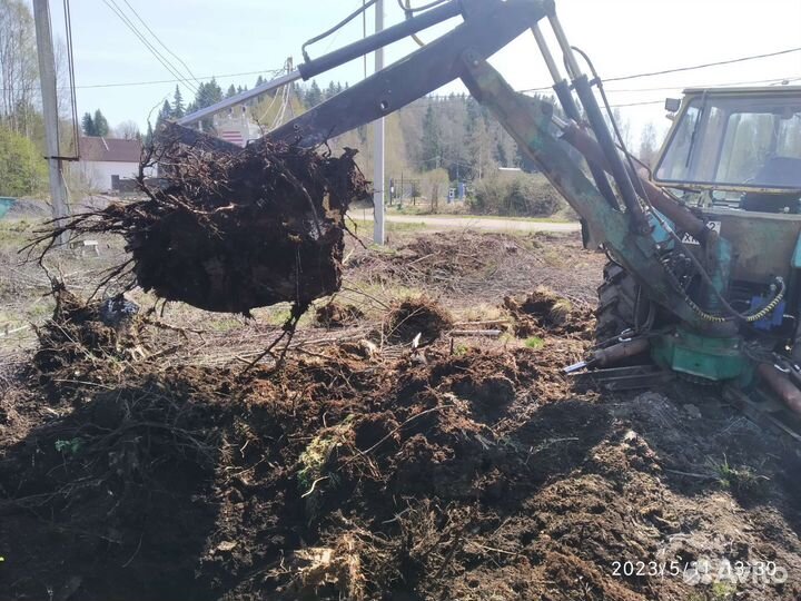 Трактор экскаватор