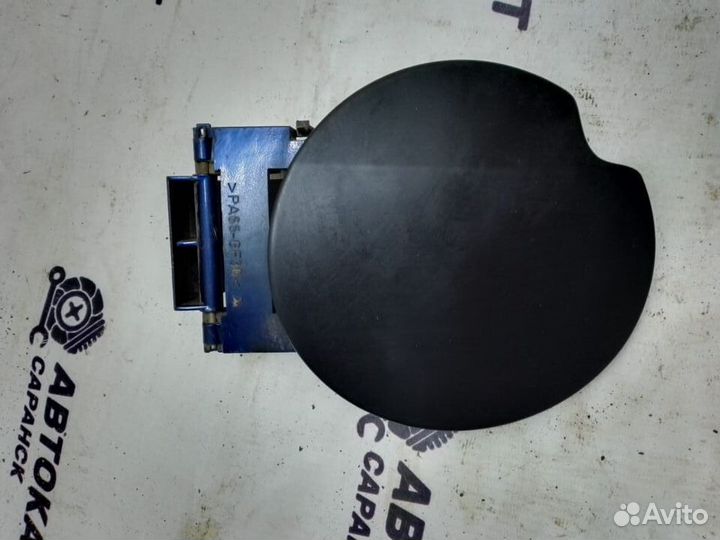 Лючок топливного бака Пежо 307