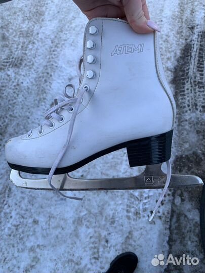 Коньки фигурные 37 размер