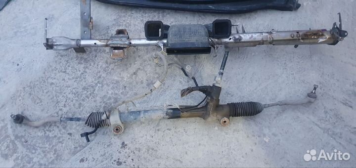 Запчасти на перекидку тайота ипсум