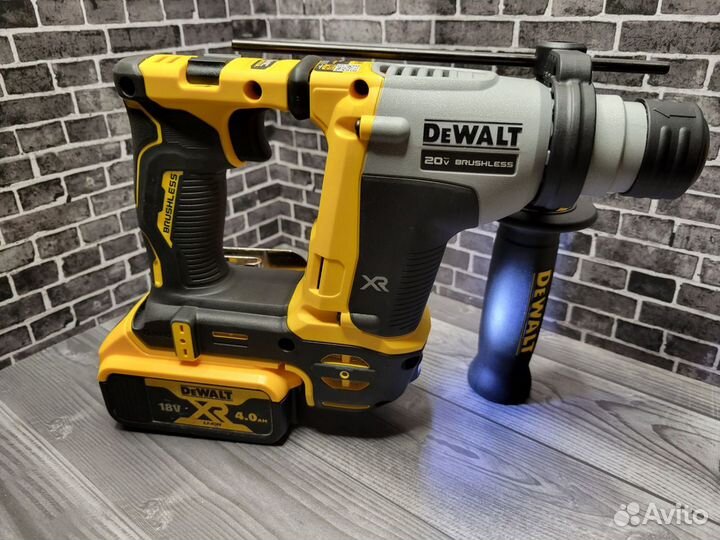 Перфоратор DeWalt DCH172N