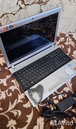 Ноутбук samsung RV-511