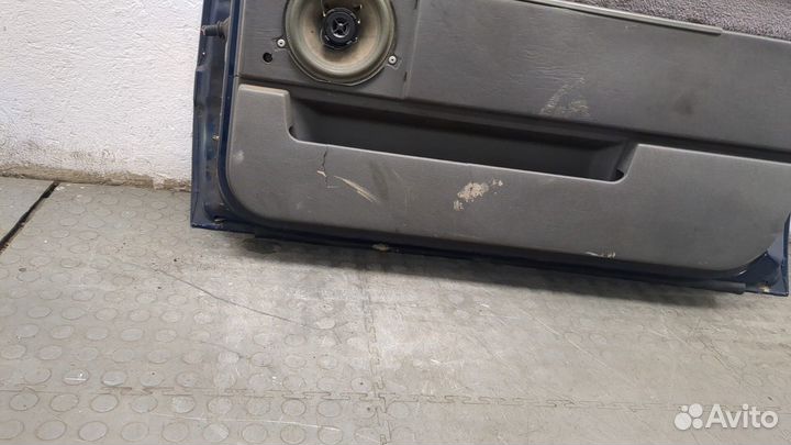 Дверь боковая правая передняя Volvo 940