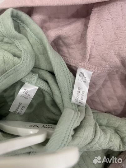 Продам костюмы для девочек