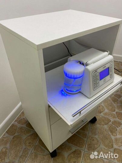 Тумба педикюрная