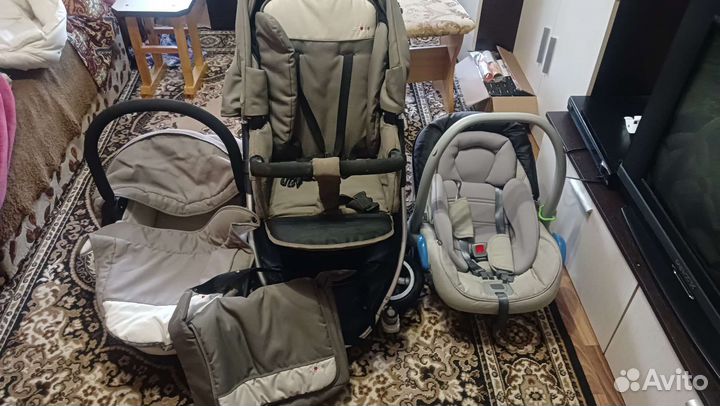 Детская коляска 3в1