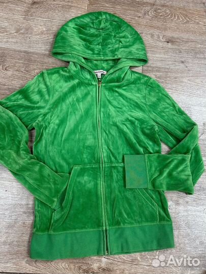 Спортивные костюмы