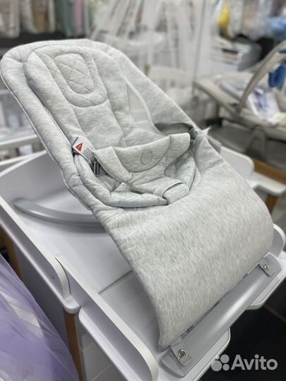 Новый шезлонг от Happy Baby