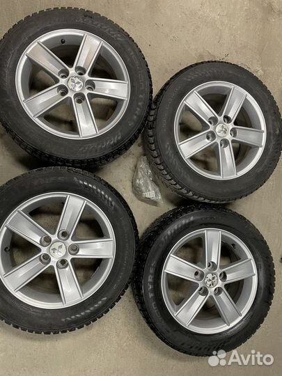 Nokian Tyres Hakkapeliitta 9 205/60 R16