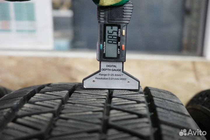 Bridgestone Blizzak DM-V3 225/65 R17 102Q