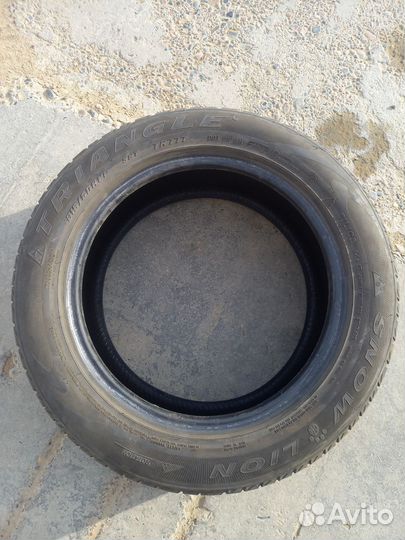 Triangle TR777 215/60 R17 96T