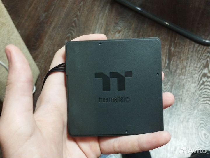 Контроллер подсветки Thermaltake Sync Controller