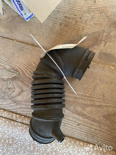 Патрубок воздушного фильтра mitsubishi outlander