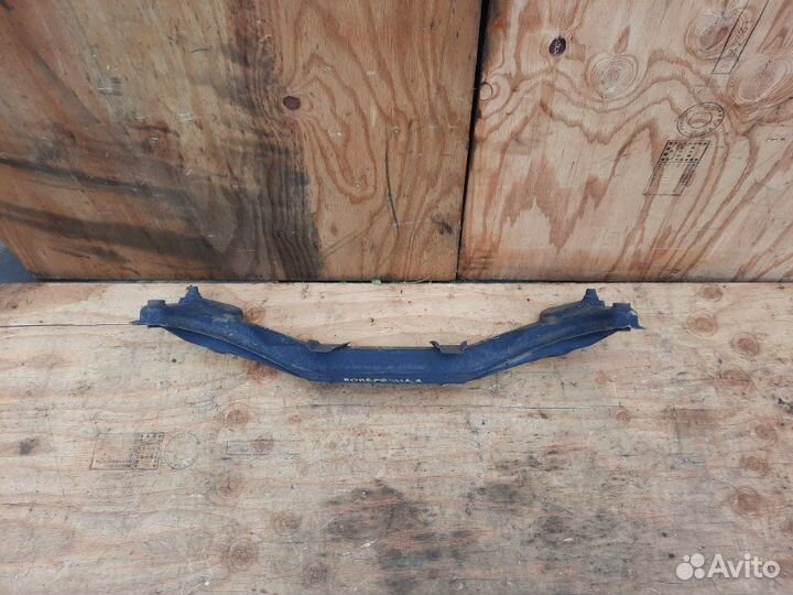 Балка поперечная перед. BMW 318