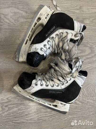 Хоккейные коньки bauer